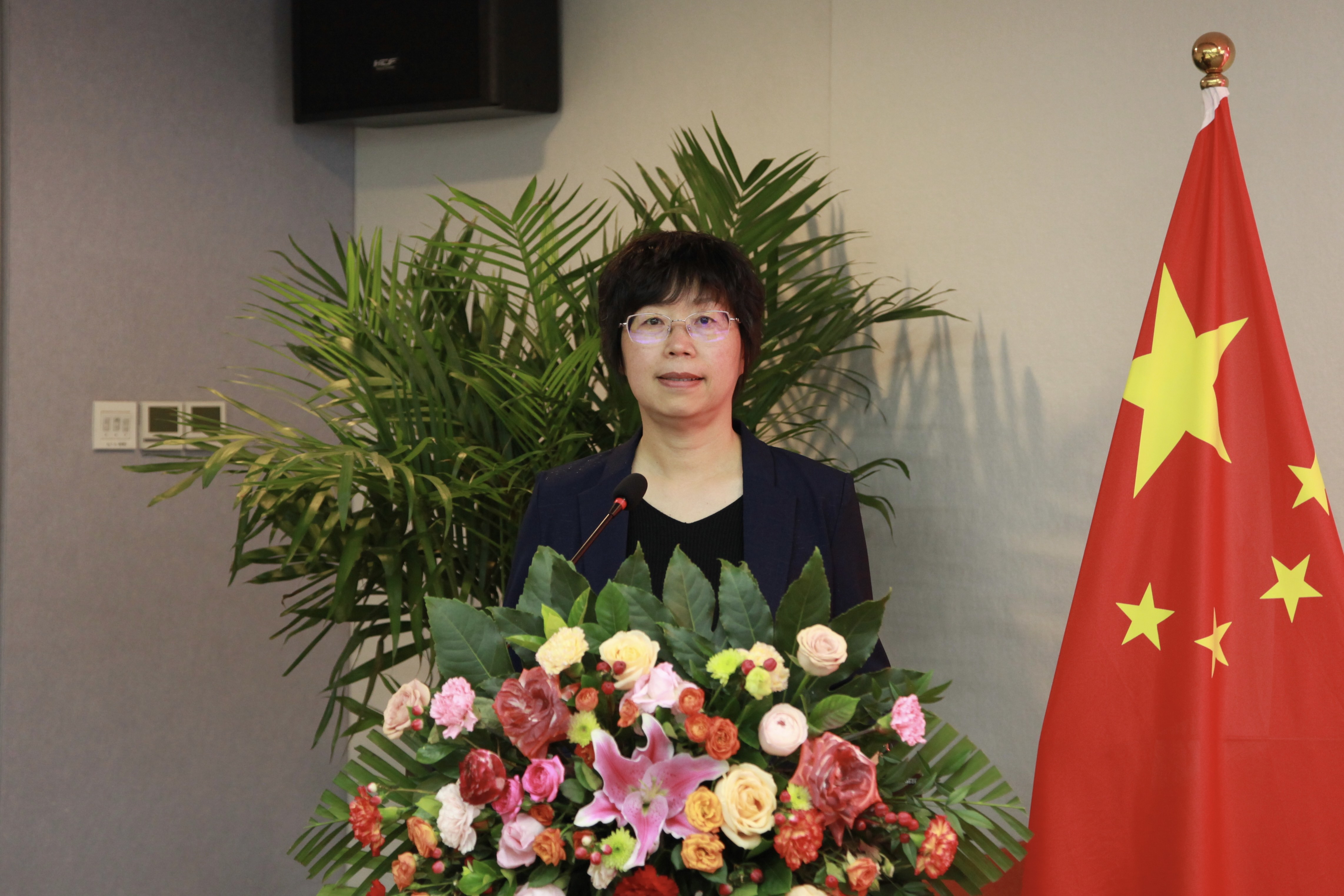 1762754889231730.jpeg 中瑞诚党支部书记余莉.jpeg